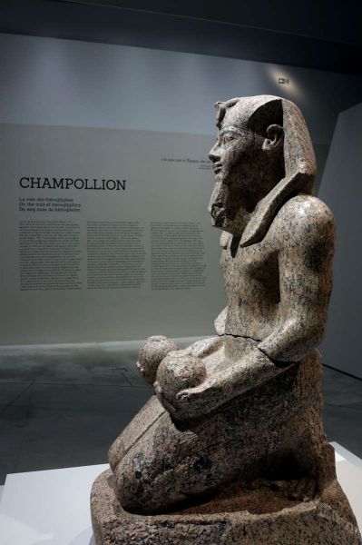 Exposition Champollion Louvre Lens 